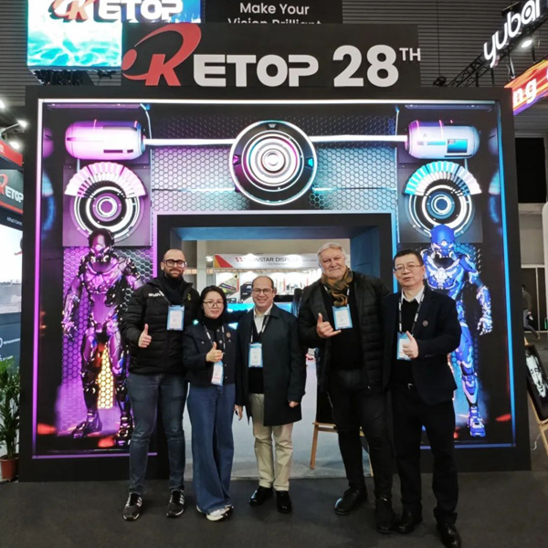 ISE 2025 | 海外展会首秀,户外新品重磅发布!